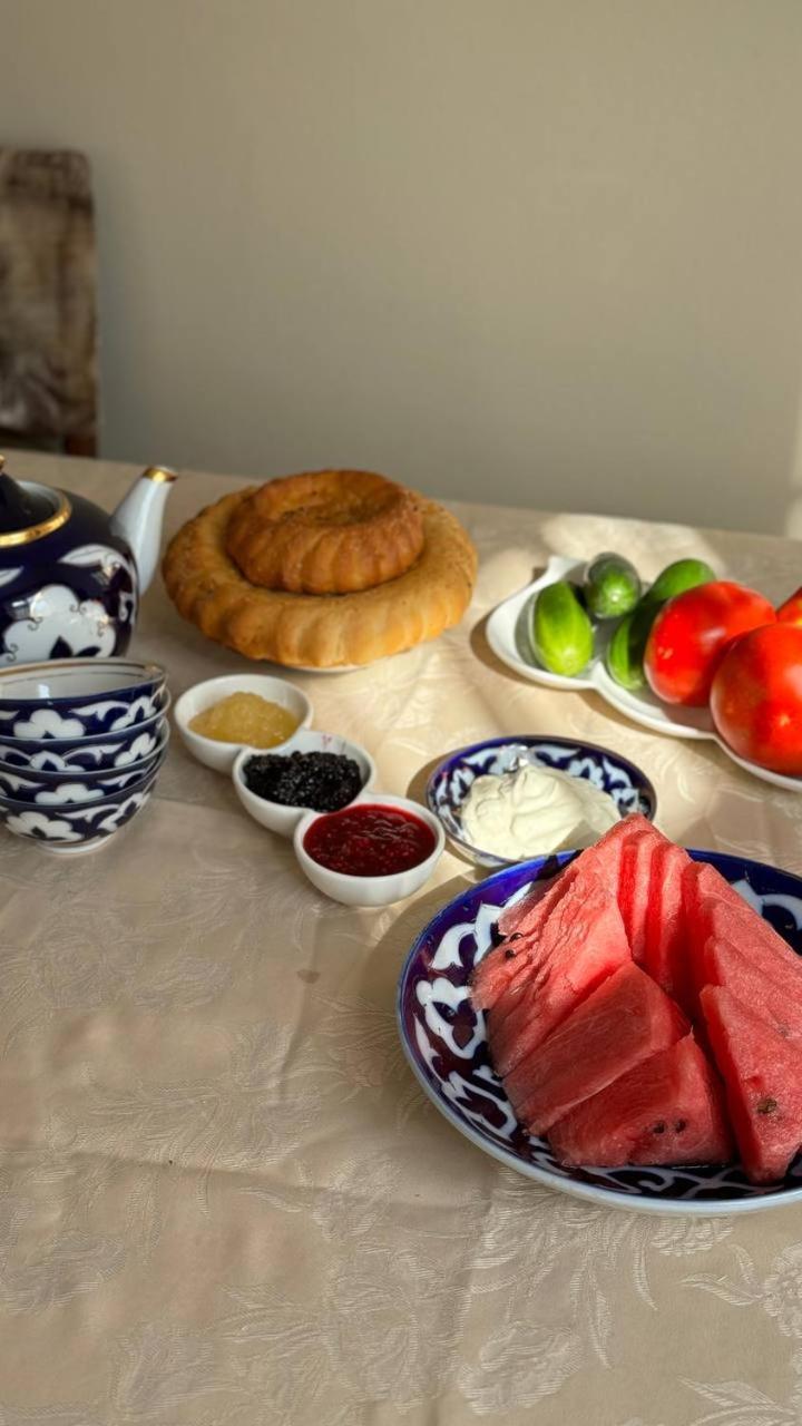 オシ Дом 14 Bed & Breakfast エクステリア 写真